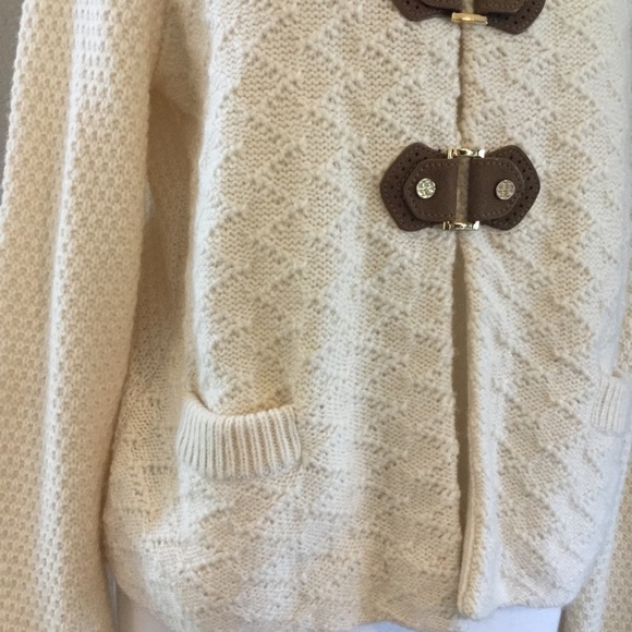 Tory Burch SZ L Ivory Buckle Cardigan Sweater - Picture 2 of 5